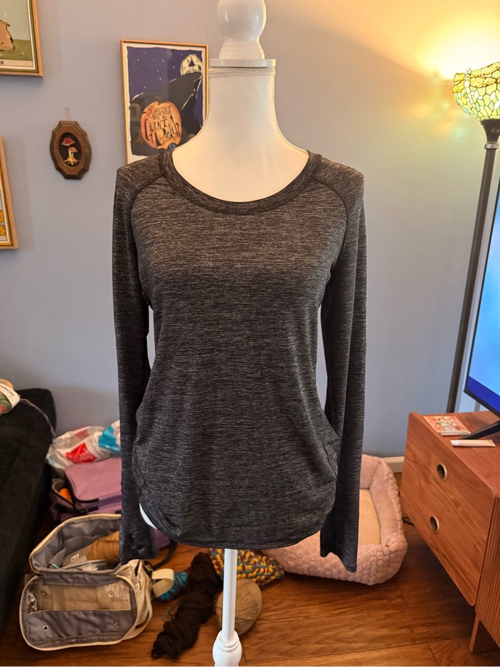 Women’s Long-Sleeve Crewneck Top - Charcoal Heather